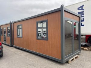 Hofladen / Bürocontainer / Baucontainer / Werkstatt